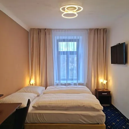 Gasthuis Grand Vltavin 3*