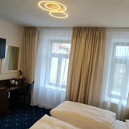Grand Vltavin 招待所 3*